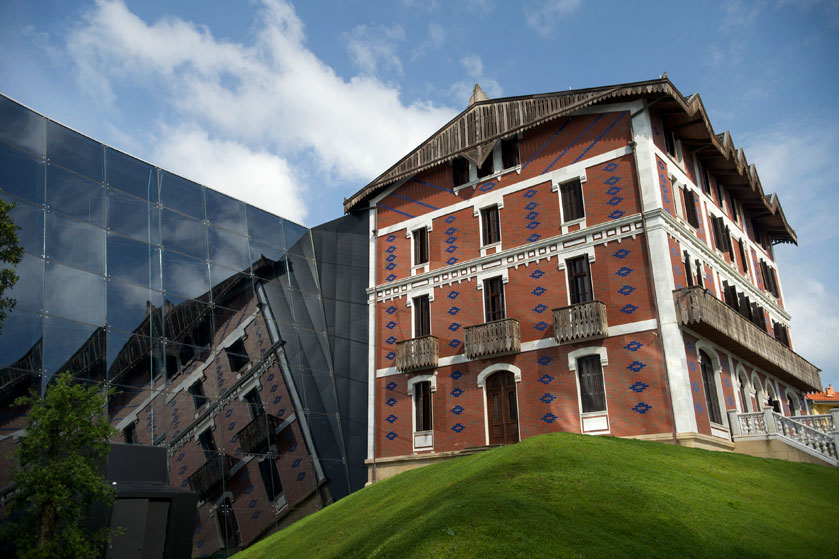 Cristóbal Balenciaga Museoa